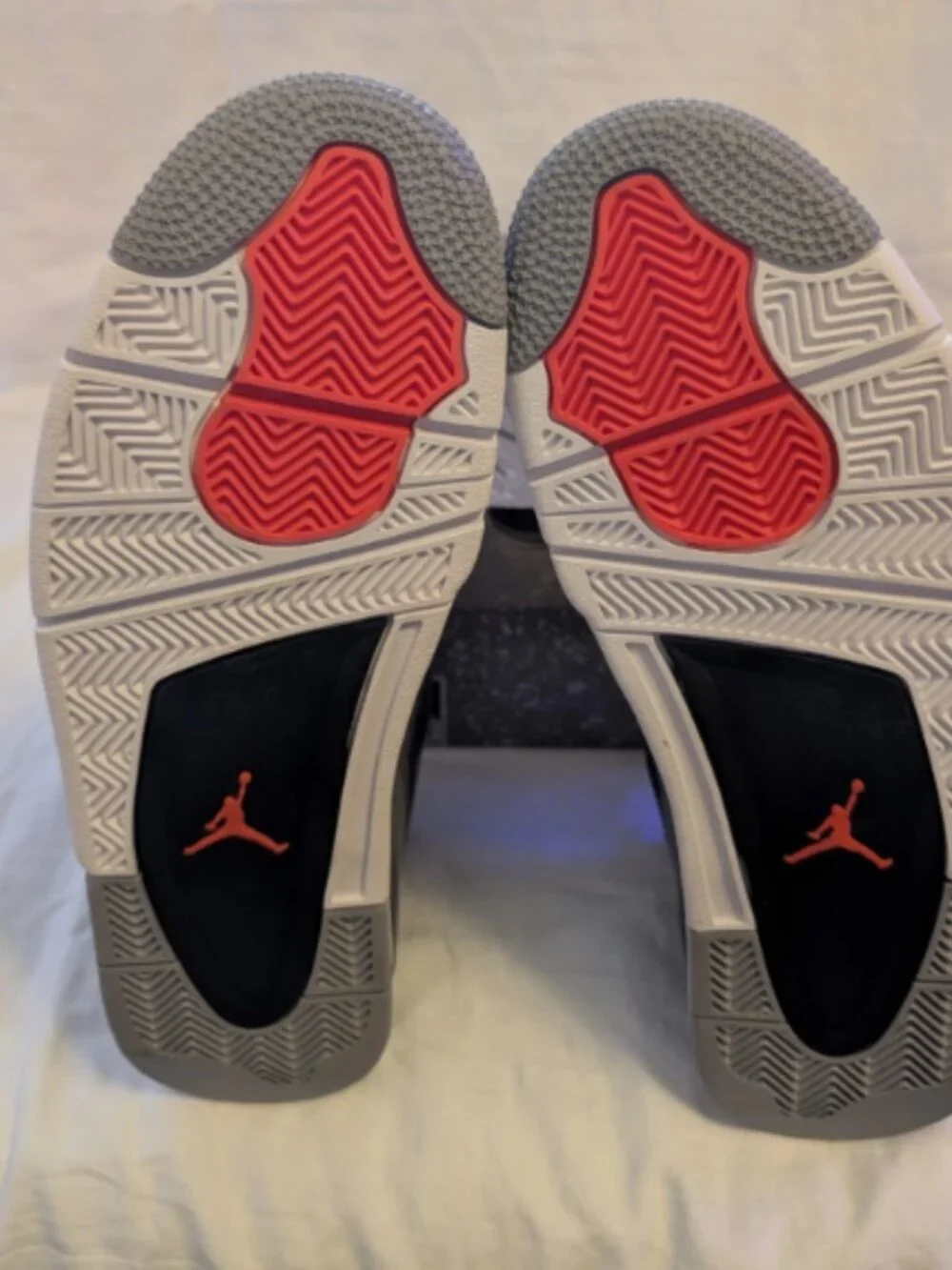 Jordan 4 Retro Mid Infrared